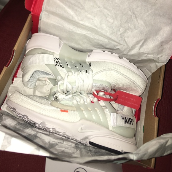 HYPEBEAST MYSTERY BOX - Picture 2 of 8